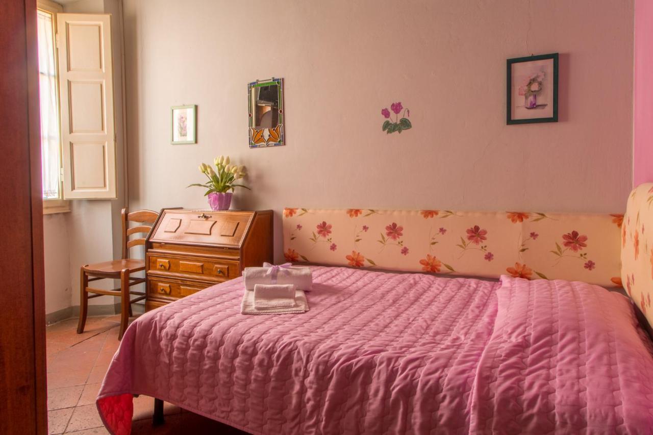 Bed and Breakfast Antica Casa Dei Rassicurati Montecarlo Zewnętrze zdjęcie