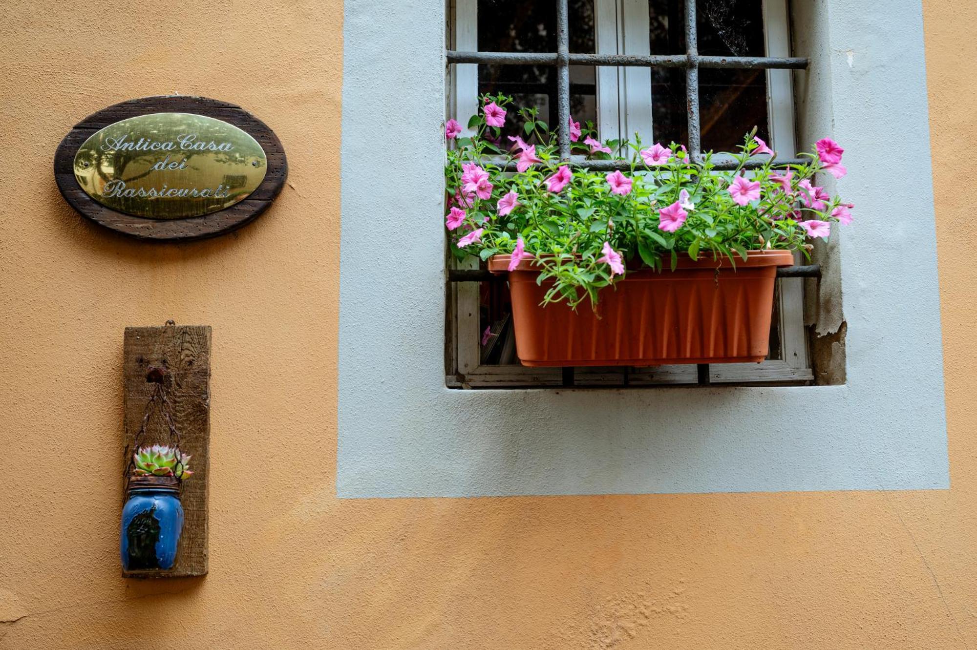 Bed and Breakfast Antica Casa Dei Rassicurati Montecarlo Zewnętrze zdjęcie