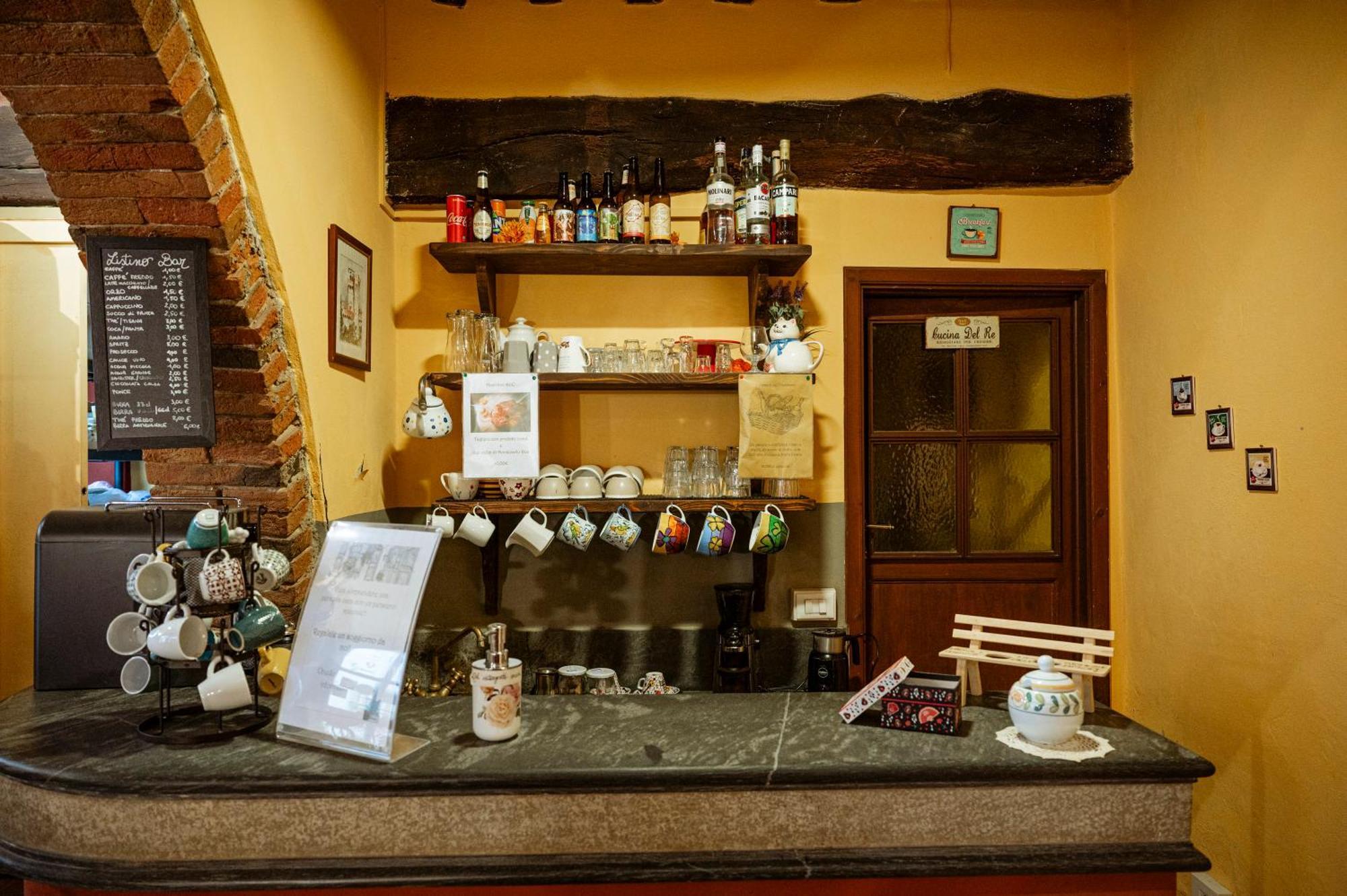 Bed and Breakfast Antica Casa Dei Rassicurati Montecarlo Zewnętrze zdjęcie