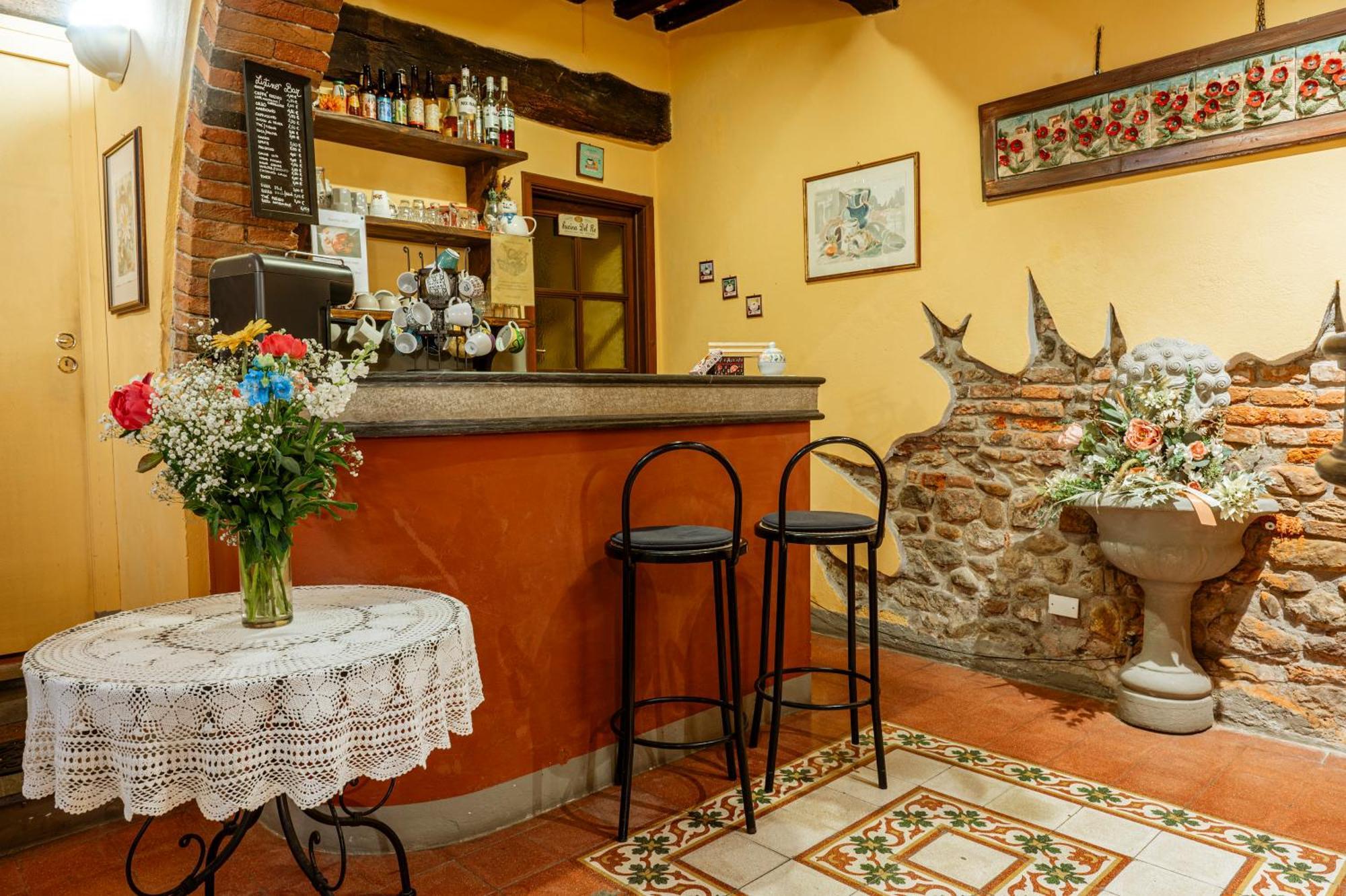 Bed and Breakfast Antica Casa Dei Rassicurati Montecarlo Zewnętrze zdjęcie