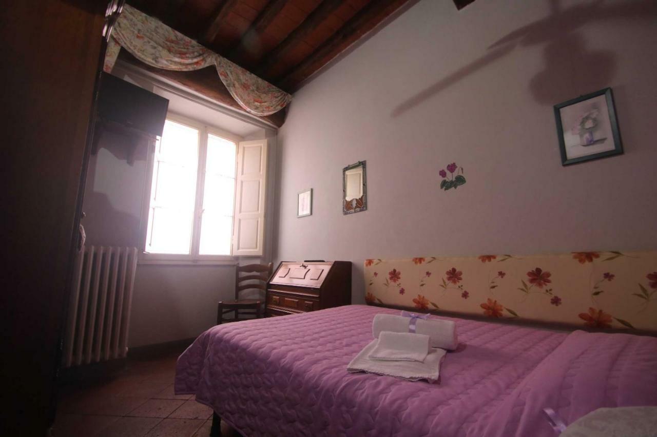 Bed and Breakfast Antica Casa Dei Rassicurati Montecarlo Zewnętrze zdjęcie